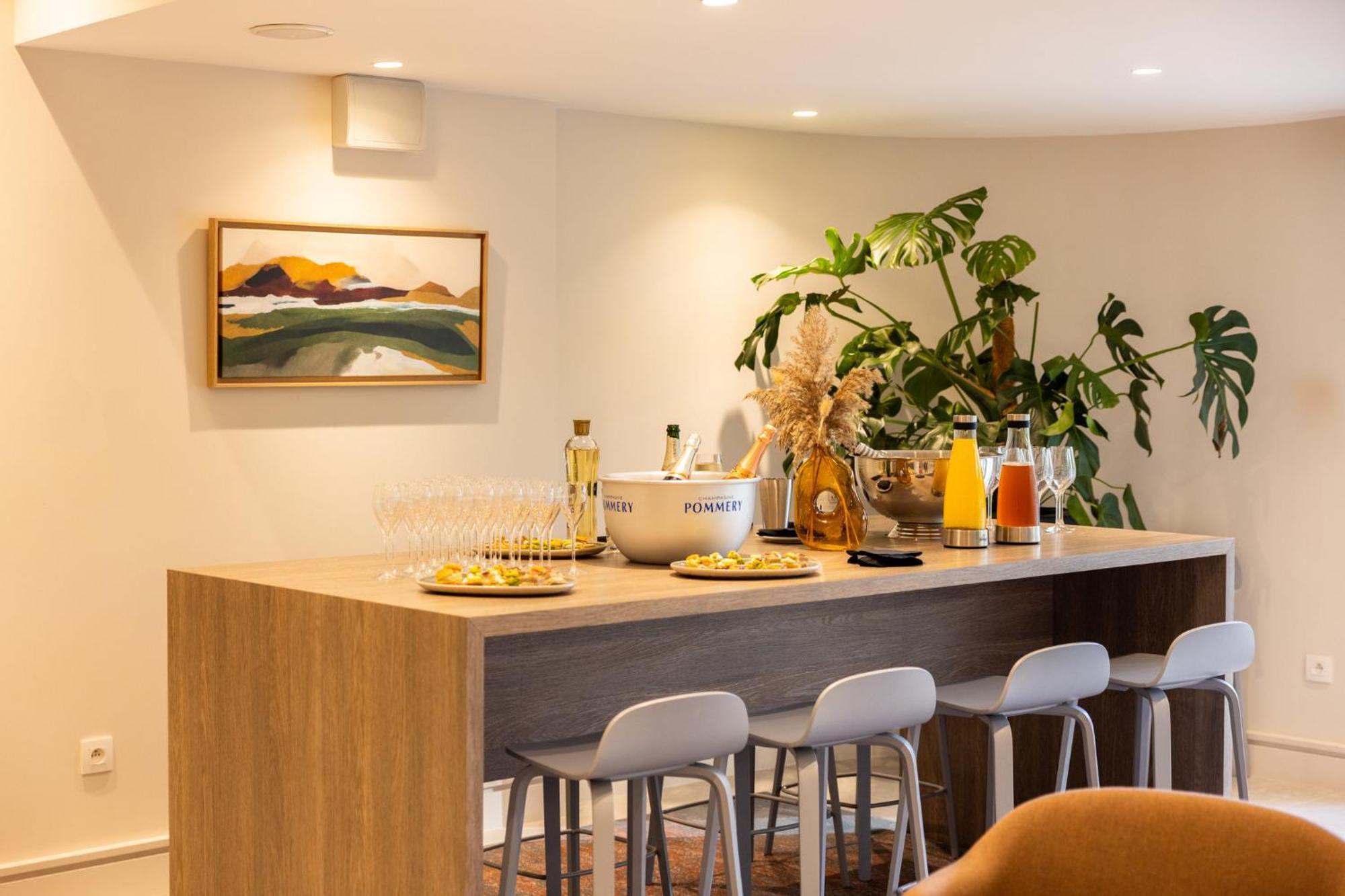 Staybridge Suites - Cannes Centre By Ihg Exterior photo